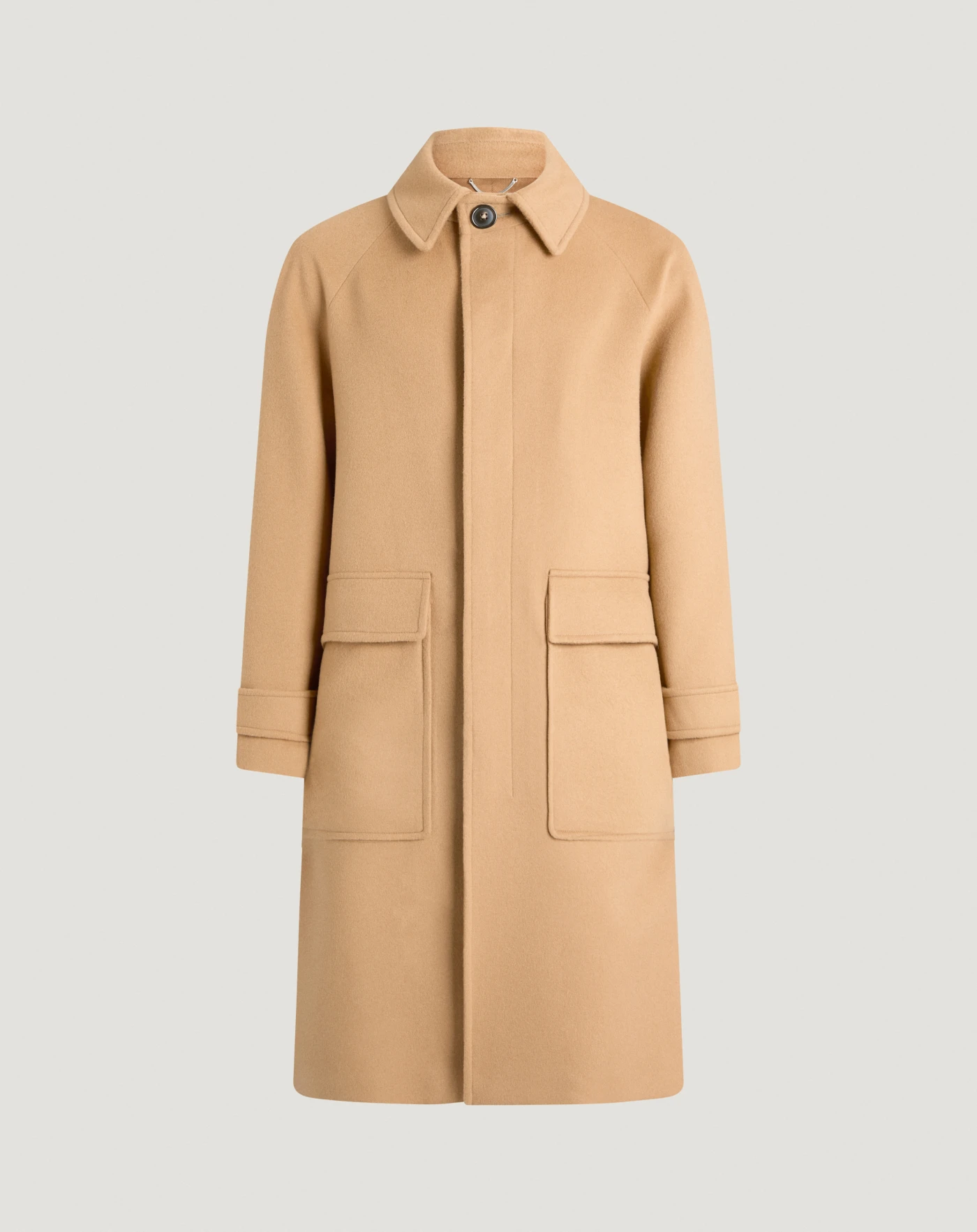 Coat in wool and cashmere drap