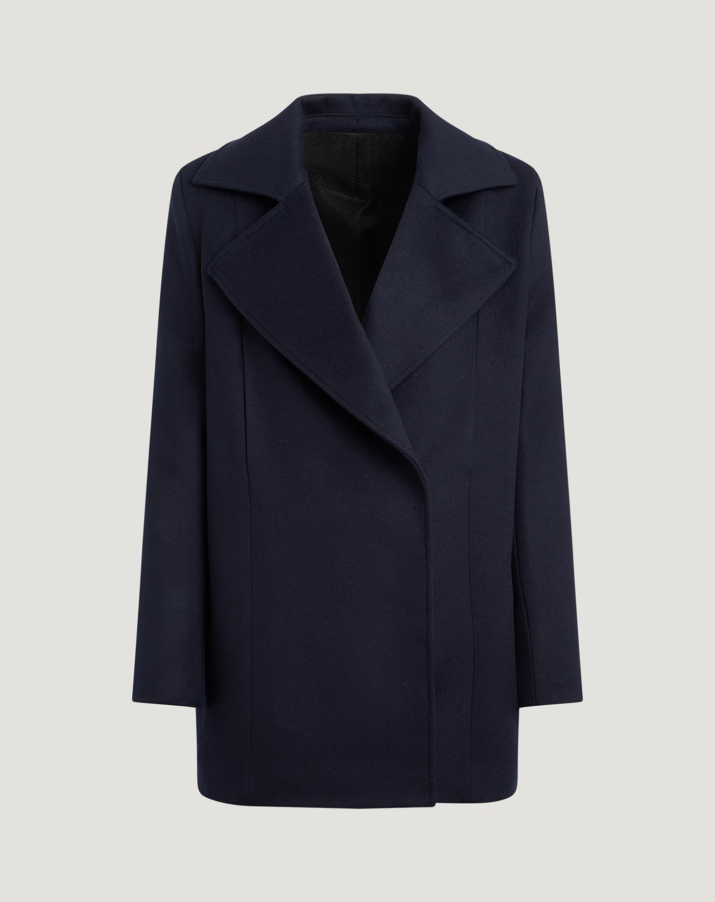 Coat in wool and cashmere drap