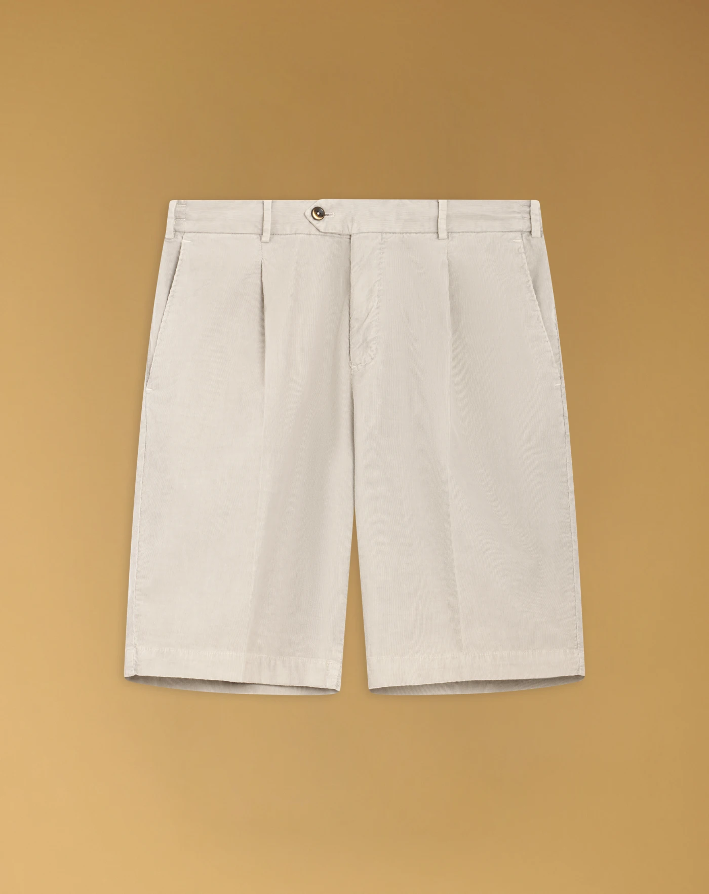 Bermuda shorts in superlight velvet