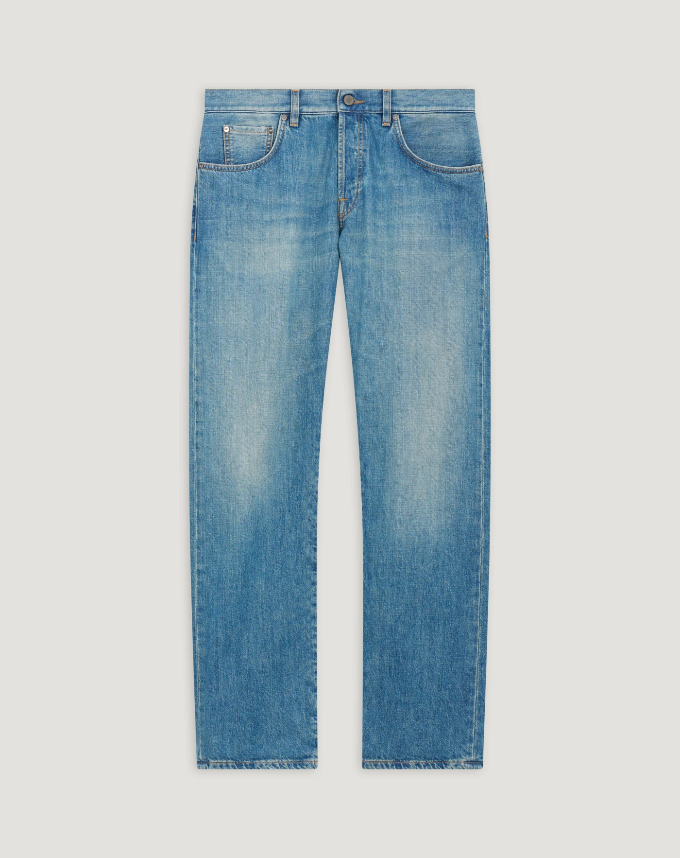 Relax jeans in responsible denim