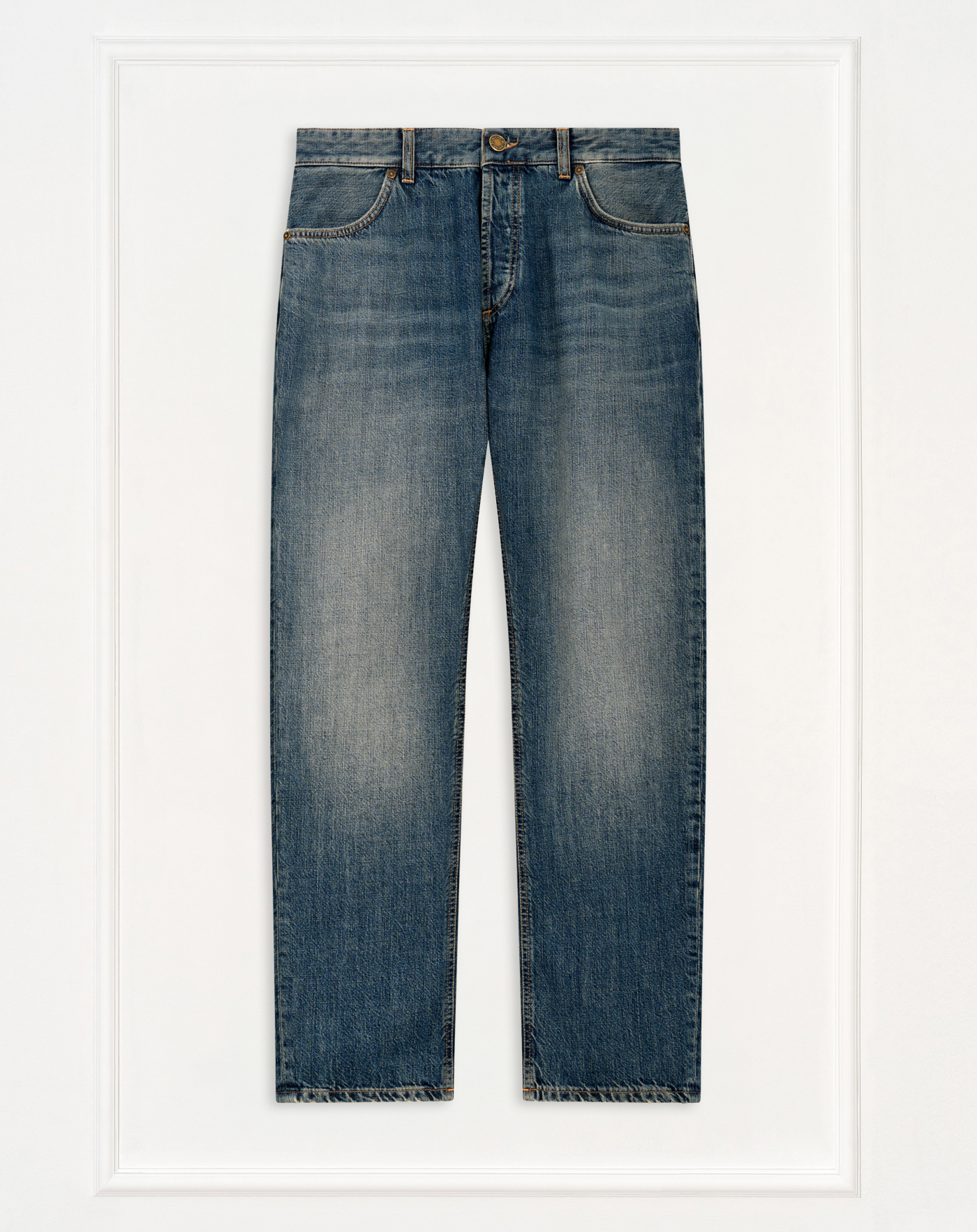 Barrel jeans in rigid denim
