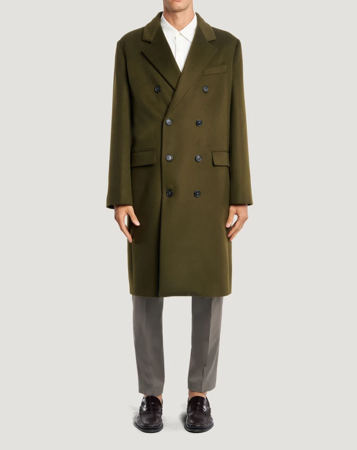 Coat in wool and cashmere drap