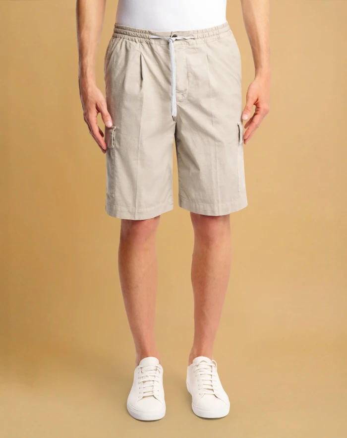 Cotton and linen Bermuda shorts