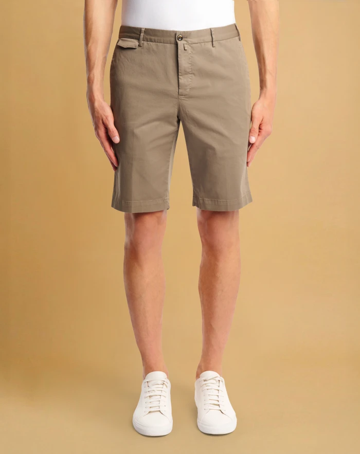 Stretch gabardine Bermuda shorts