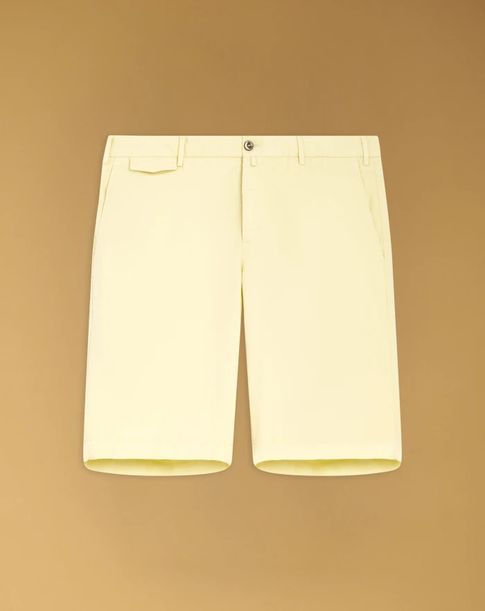 Stretch gabardine Bermuda shorts