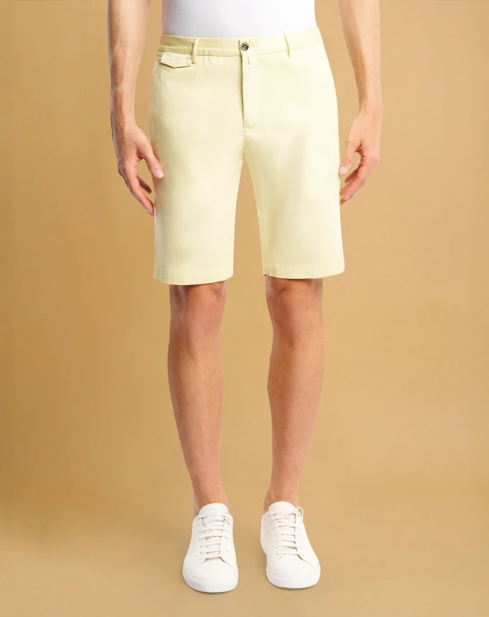 Stretch gabardine Bermuda shorts