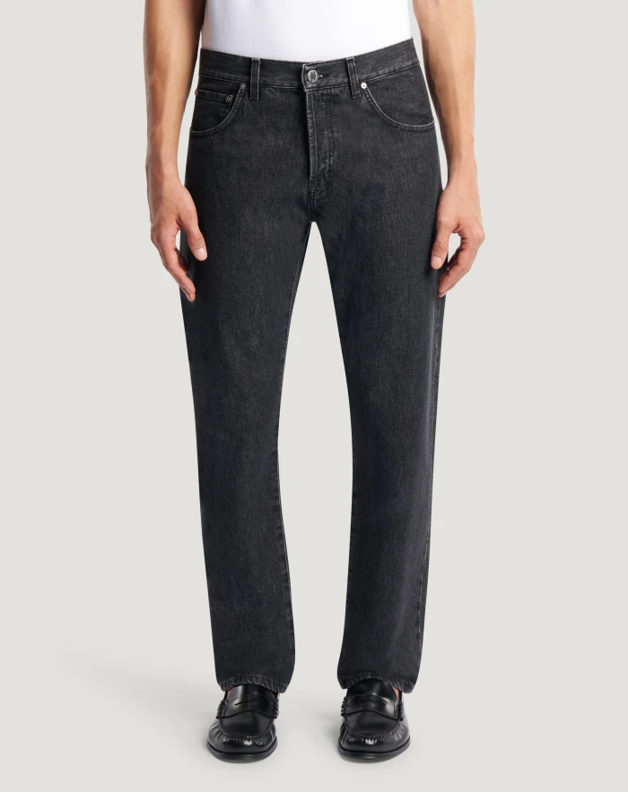 Relax Jeans in black denim