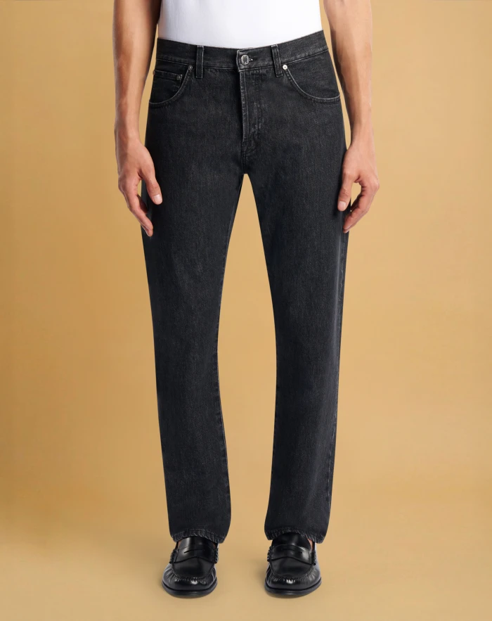 Relax Jeans in black denim