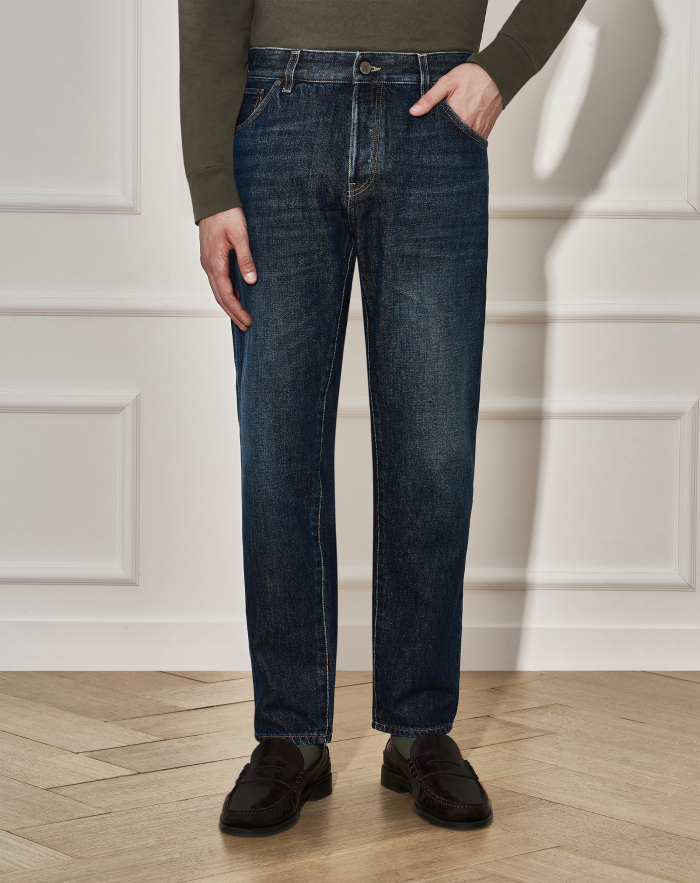 Rebel jeans in heavy denim