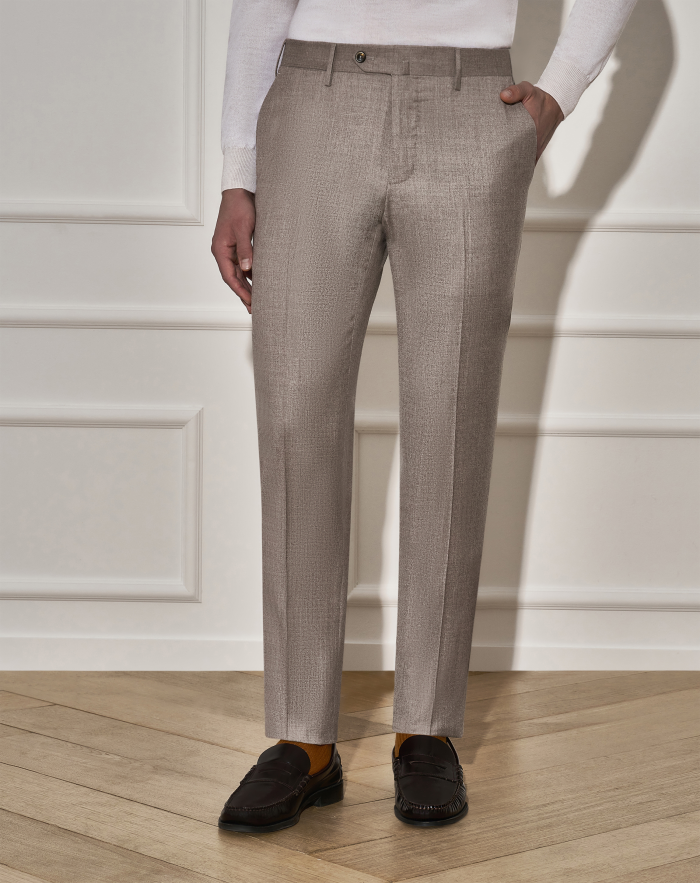Slim trousers in wool and silk flannel