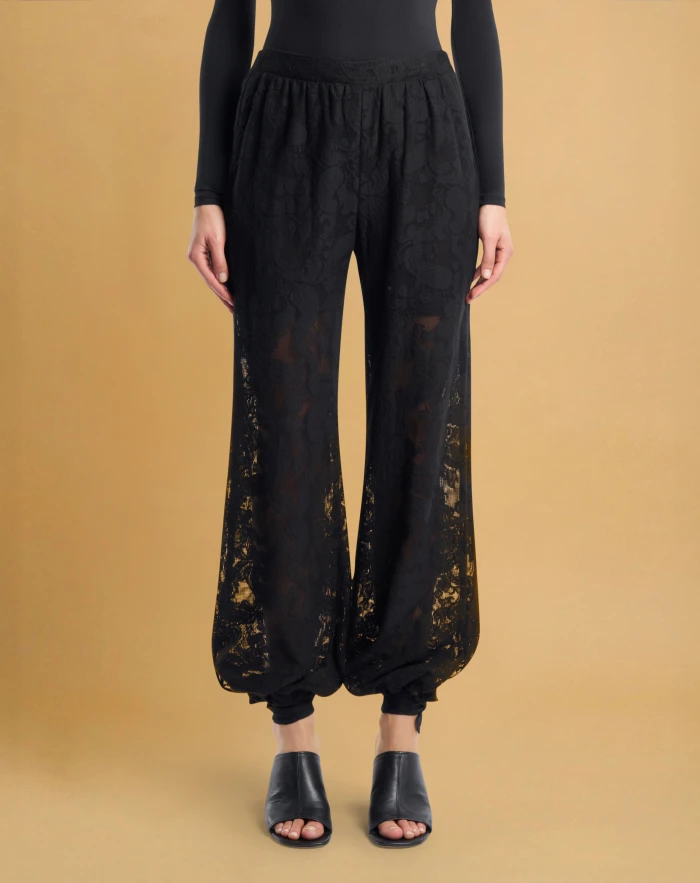 Odette trousers in lace