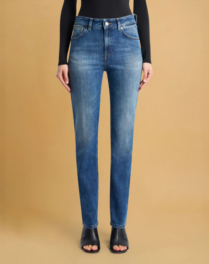 Alanis jeans in loose denim