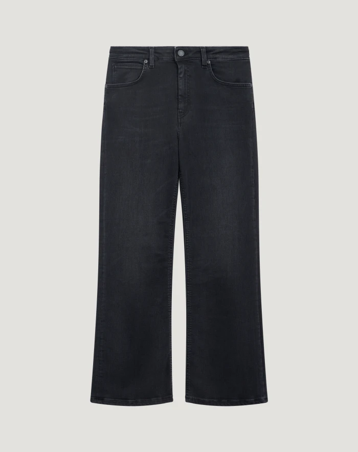 Jeans Kim aus schwarzem Travel-Denim