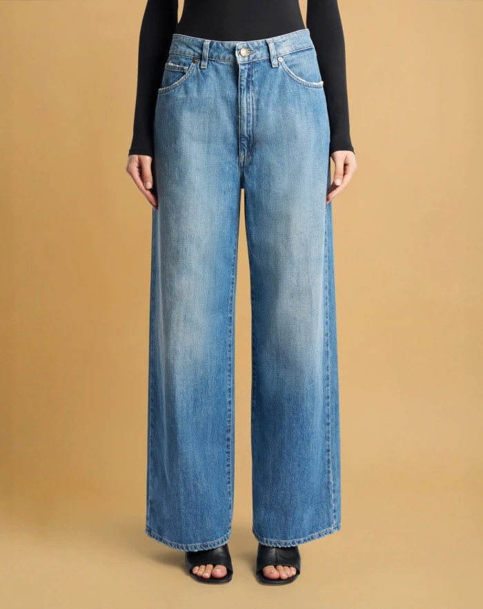 Miley jeans in responsible denim