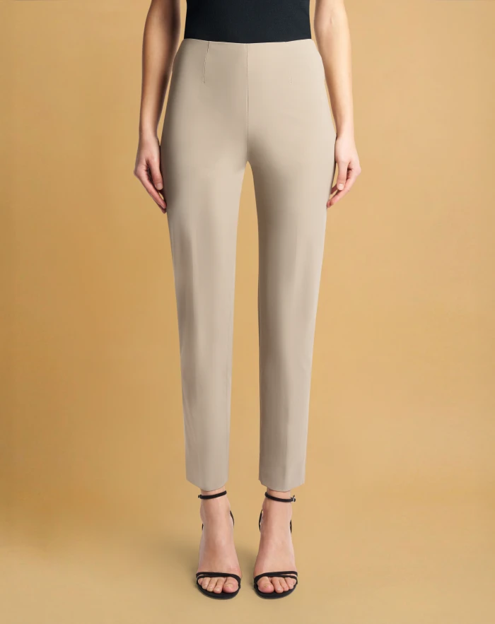 Gioia trousers in stretch kinetic fabric