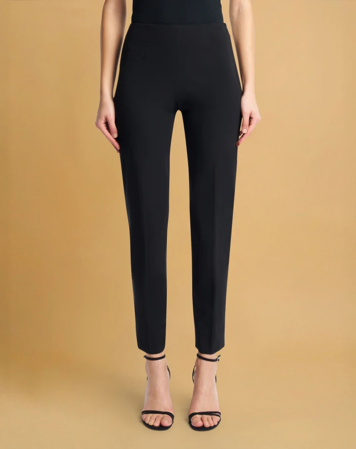 Gioia trousers in stretch kinetic fabric