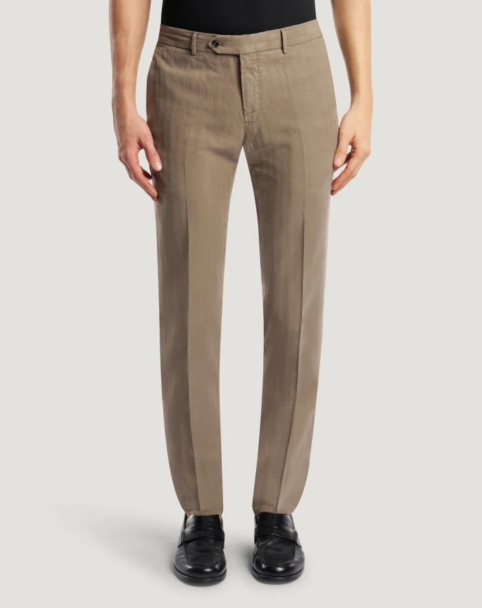 Slim trousers in cotton and linen