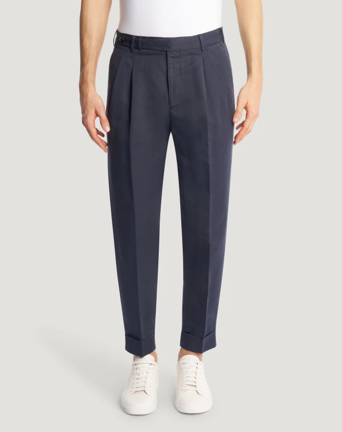 Carrot trousers in linen and cotton twill