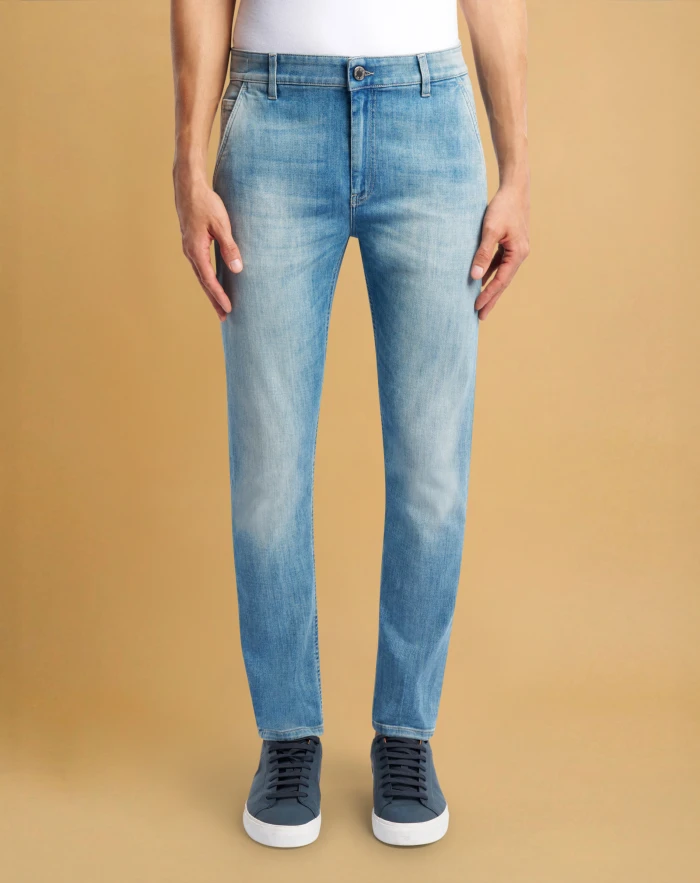 Indie jeans in soft-touch denim
