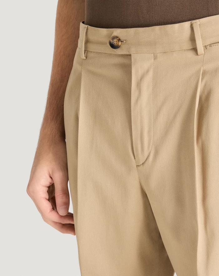 The Reporter trousers in stretch Batavia fabric