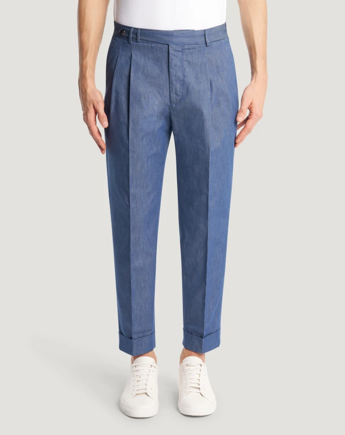 Carrot trousers in recycled denim