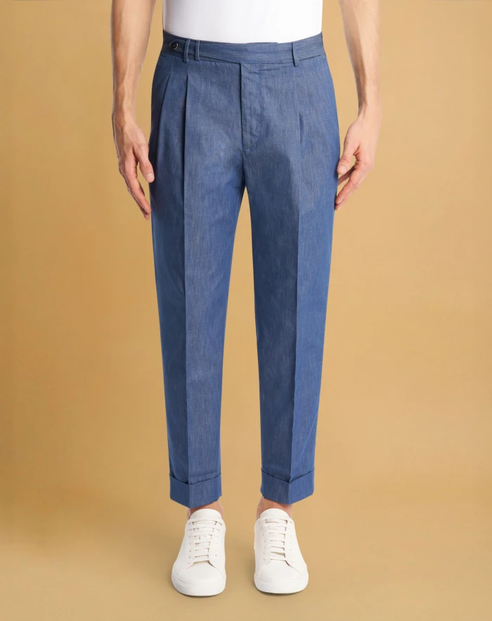 Carrot trousers in recycled denim