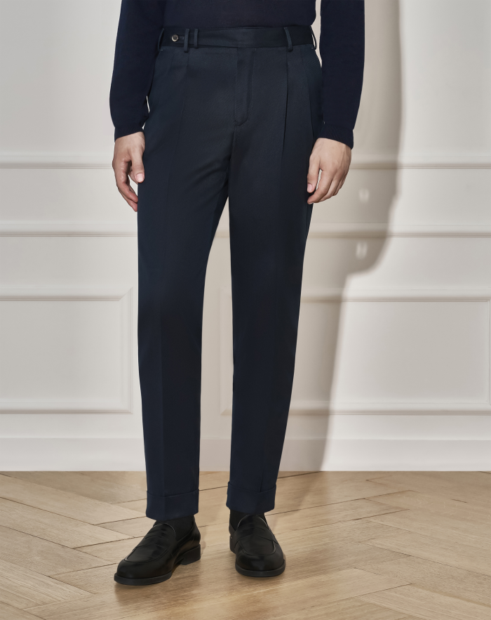 Carrot trousers in wool and cotton bull denim